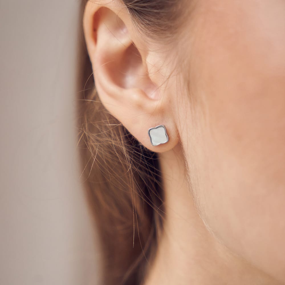 Flora Silver White Earrings - изображение 3